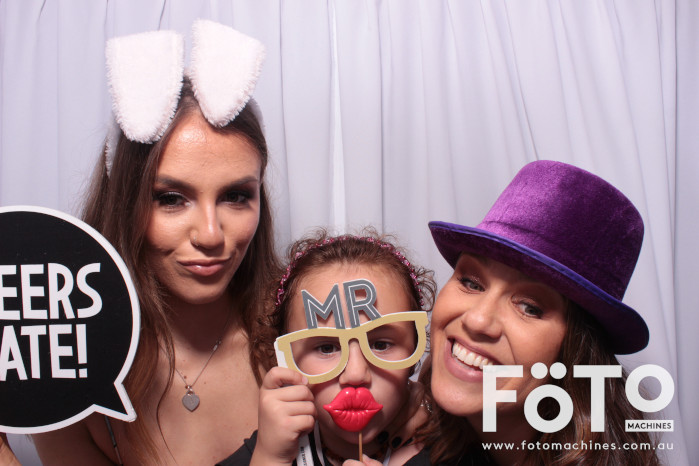 Diandra and Nick’s Wedding | View more photos from the event at gallery.fotomachines.com.au/u/FOTOMachines/Diandra-and-Nick’s-Wedding